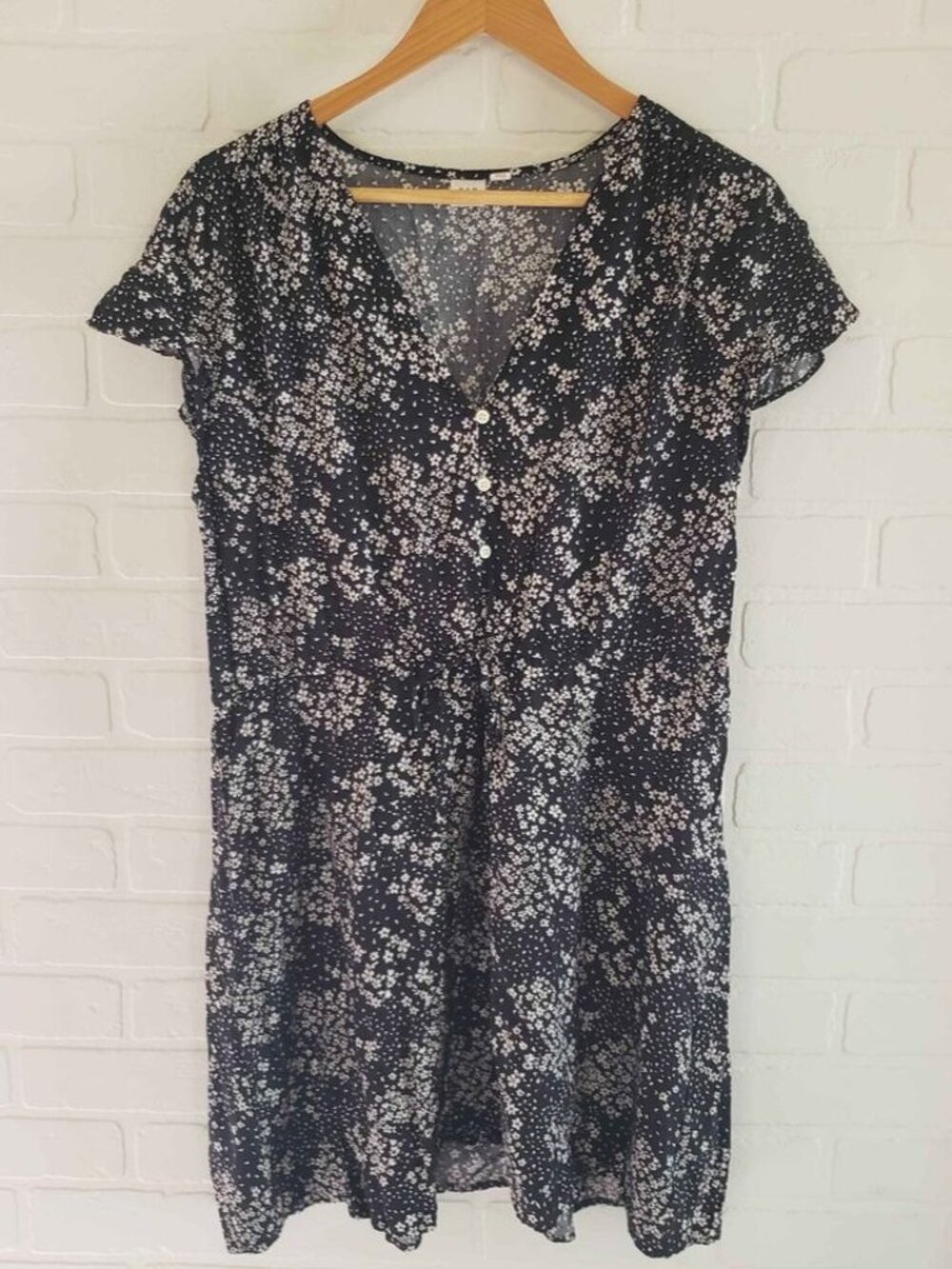 GAP Rayon V-Neck Button Down Floral Dress Women's Size Large (12-14)